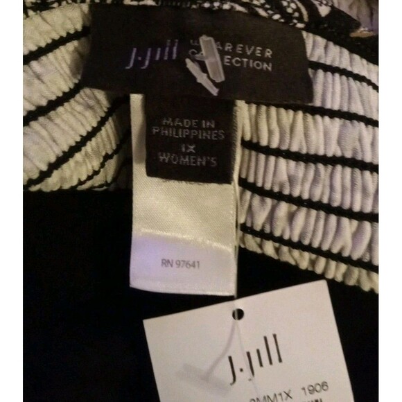 J. Jill Wearever Collection Size 1X Floral Jumpsuit Pockets Flare Legs NEW $149 - Picture 2 of 13